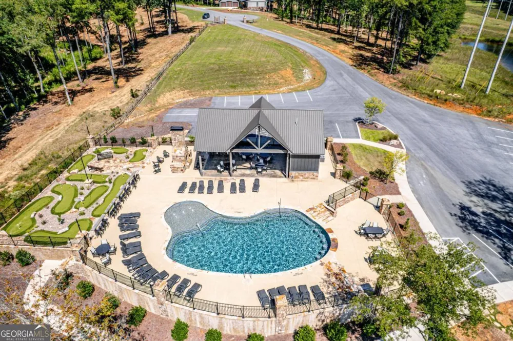 203 Falls LN Milledgeville, GA 31061