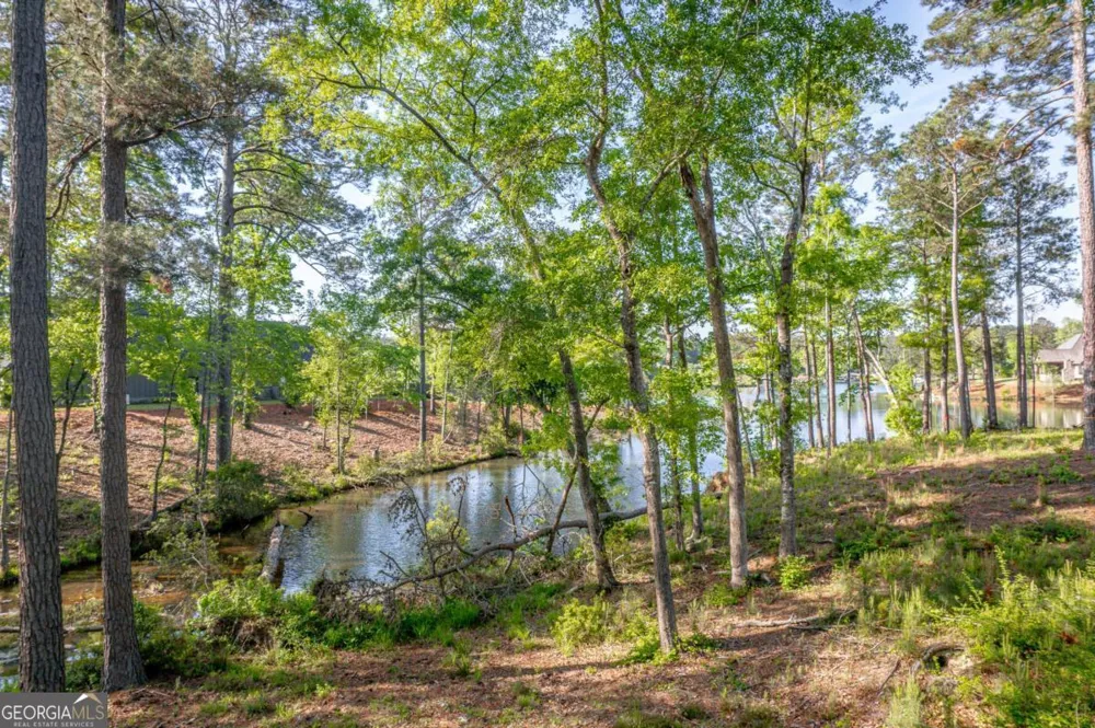 203 Falls LN Milledgeville, GA 31061