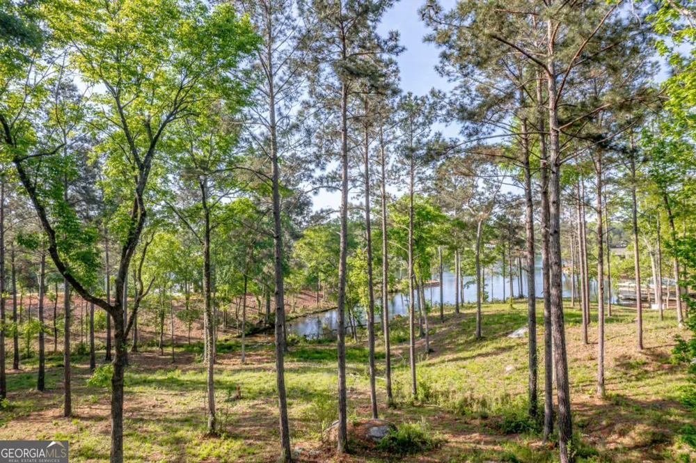 203 Falls LN Milledgeville, GA 31061
