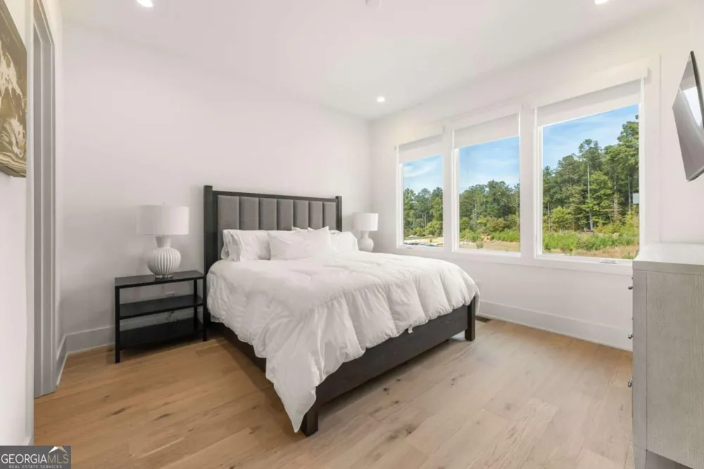 10940 Serenbe LN Chattahoochee Hills, GA 30268