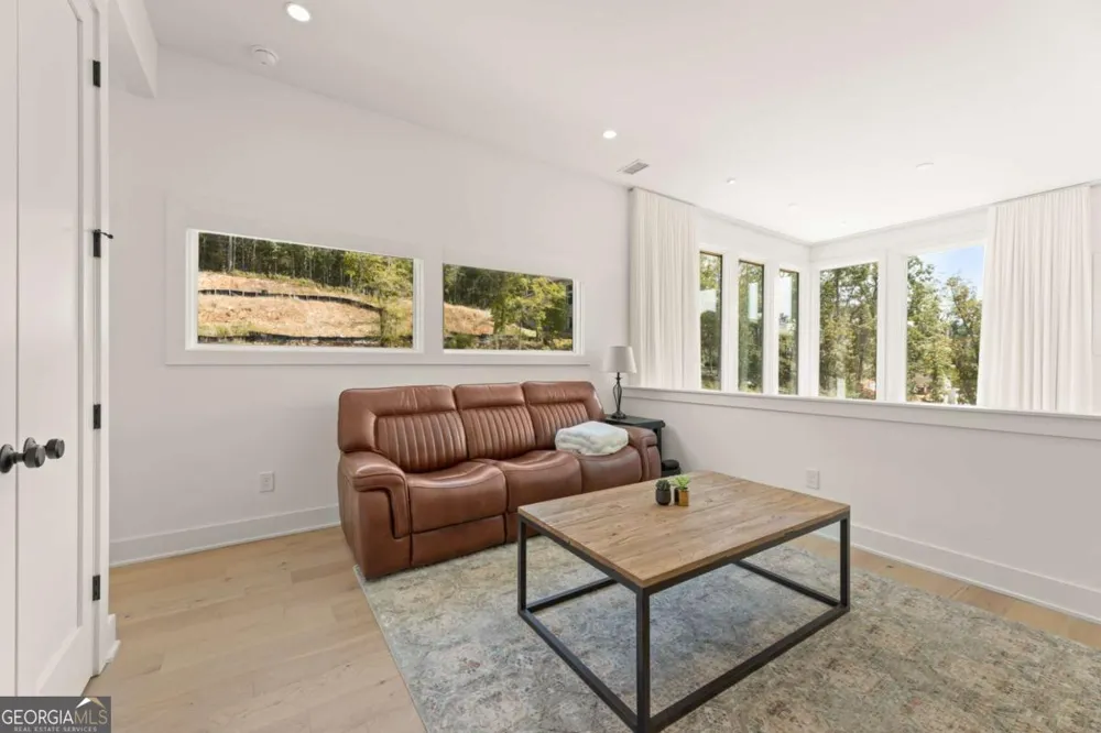 10940 Serenbe LN Chattahoochee Hills, GA 30268
