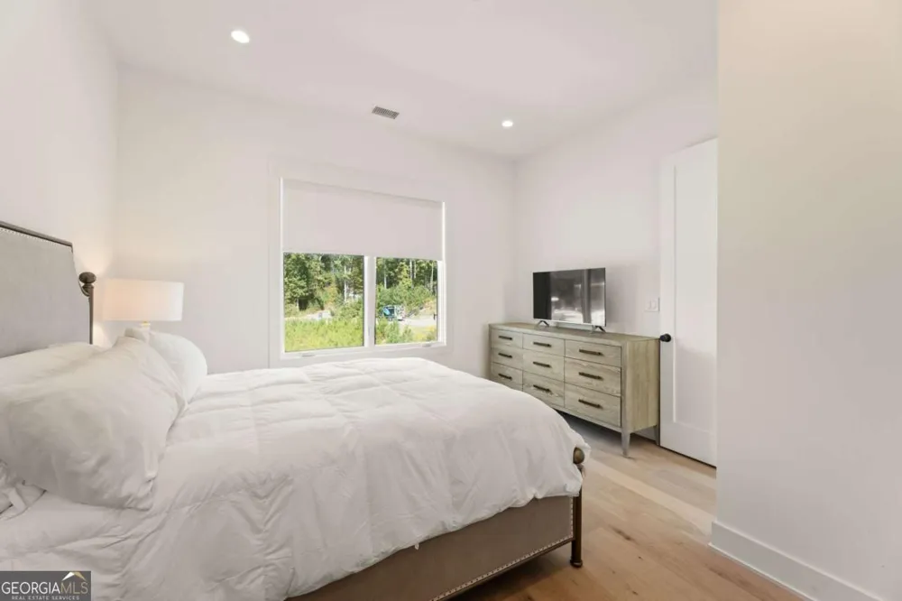 10940 Serenbe LN Chattahoochee Hills, GA 30268