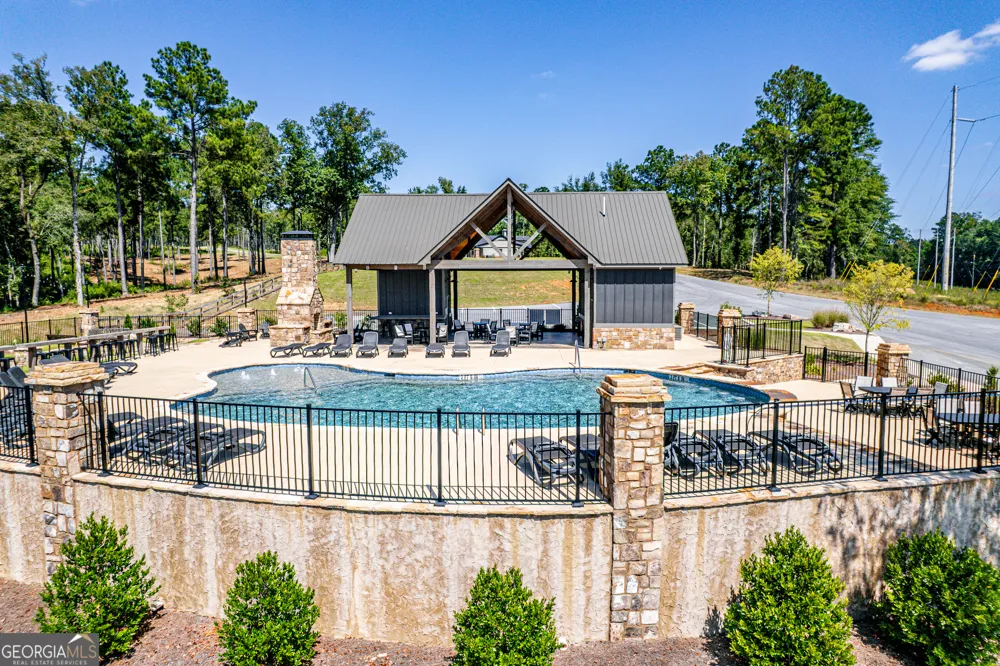 126 Falls LN Milledgeville, GA 31061