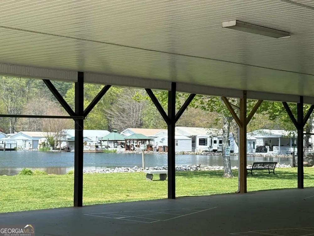 4368 Riverbank RUN Hiawassee, GA 30546