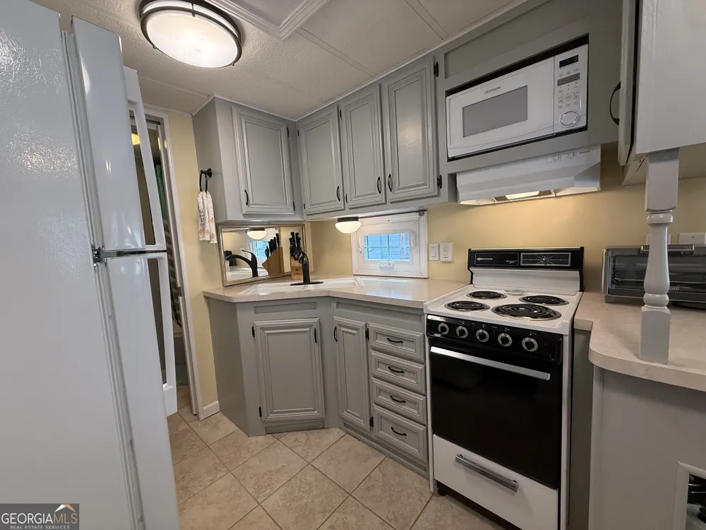 4368 Riverbank RUN Hiawassee, GA 30546