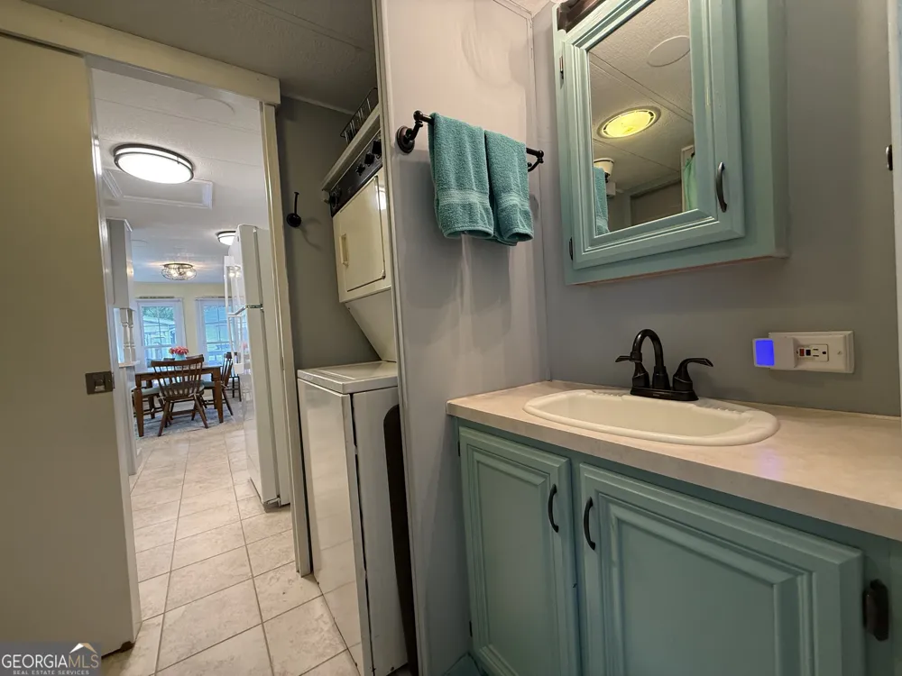 4368 Riverbank RUN Hiawassee, GA 30546