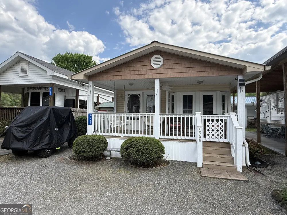 4368 Riverbank RUN Hiawassee, GA 30546