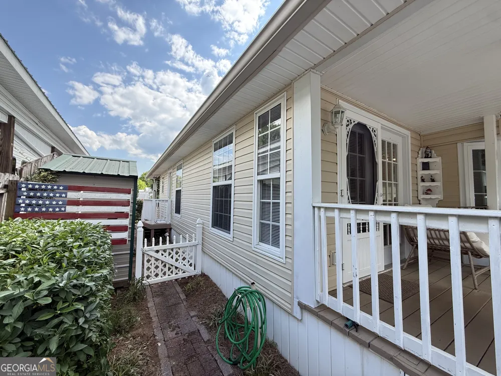 4368 Riverbank RUN Hiawassee, GA 30546