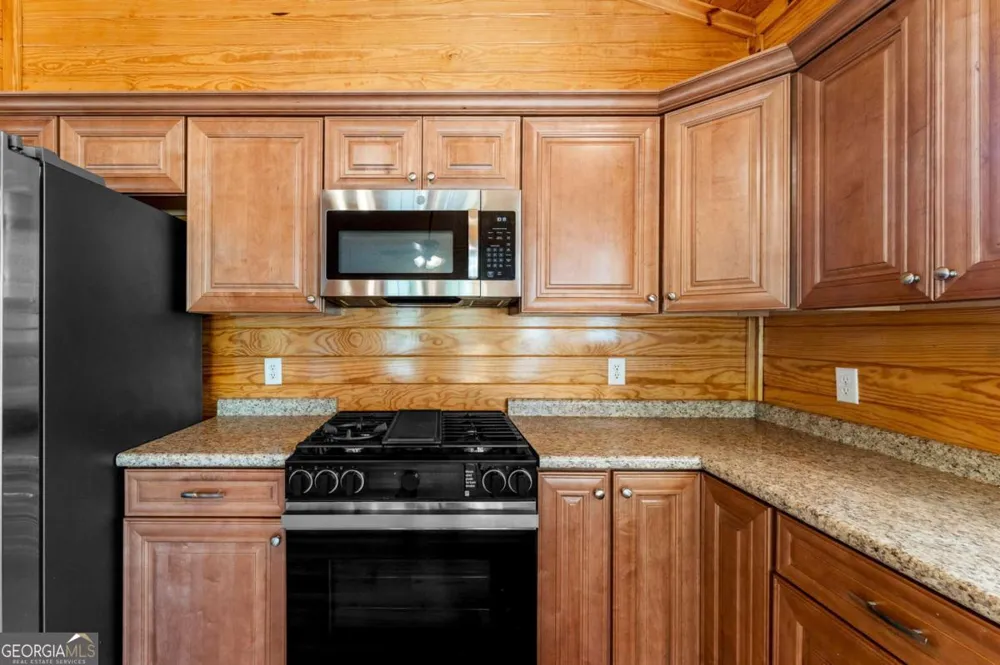 406 Church ST Guyton, GA 31312