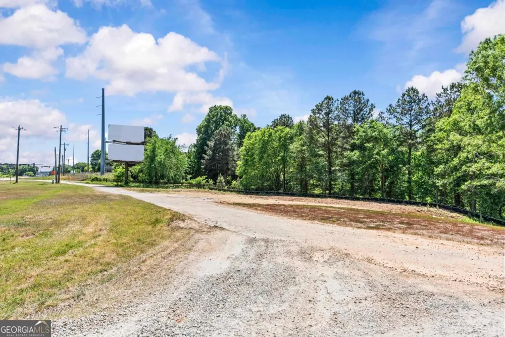 1127 Lake Oconee PKWY Eatonton, GA 31024