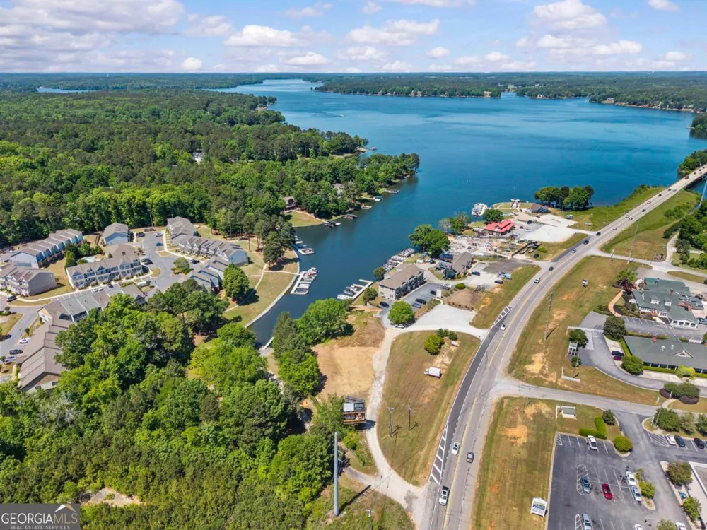 1127 Lake Oconee PKWY Eatonton, GA 31024