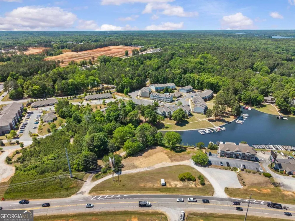 1127 Lake Oconee PKWY Eatonton, GA 31024