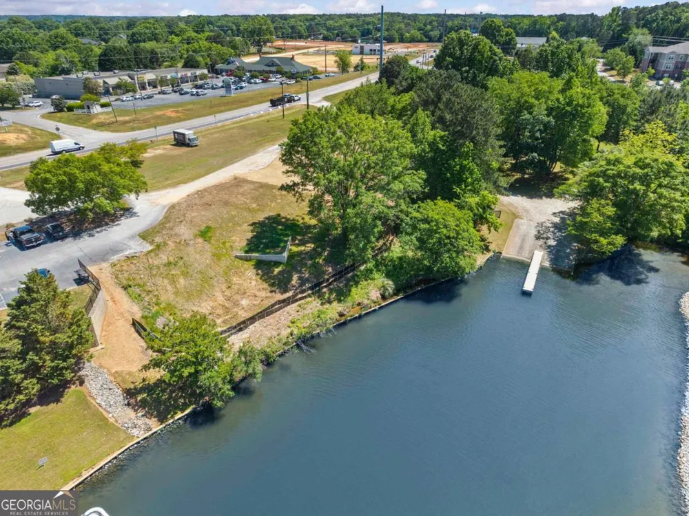 1127 Lake Oconee PKWY Eatonton, GA 31024