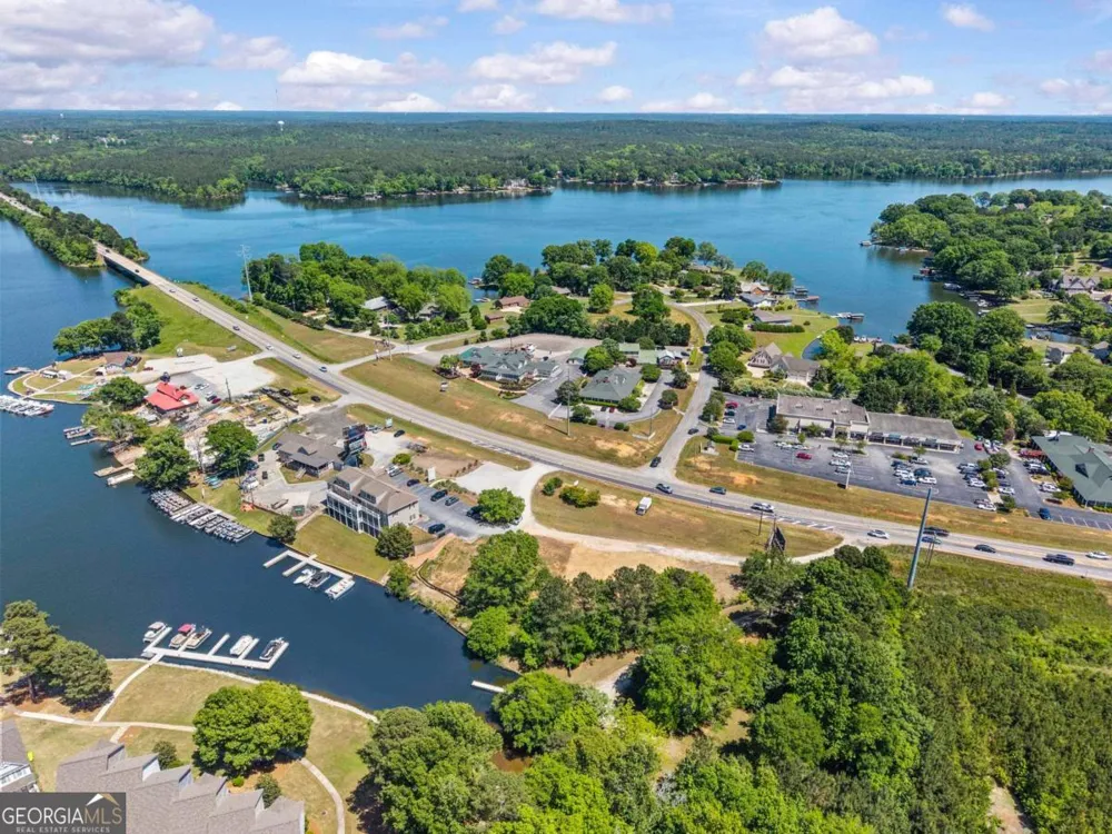 1127 Lake Oconee PKWY Eatonton, GA 31024