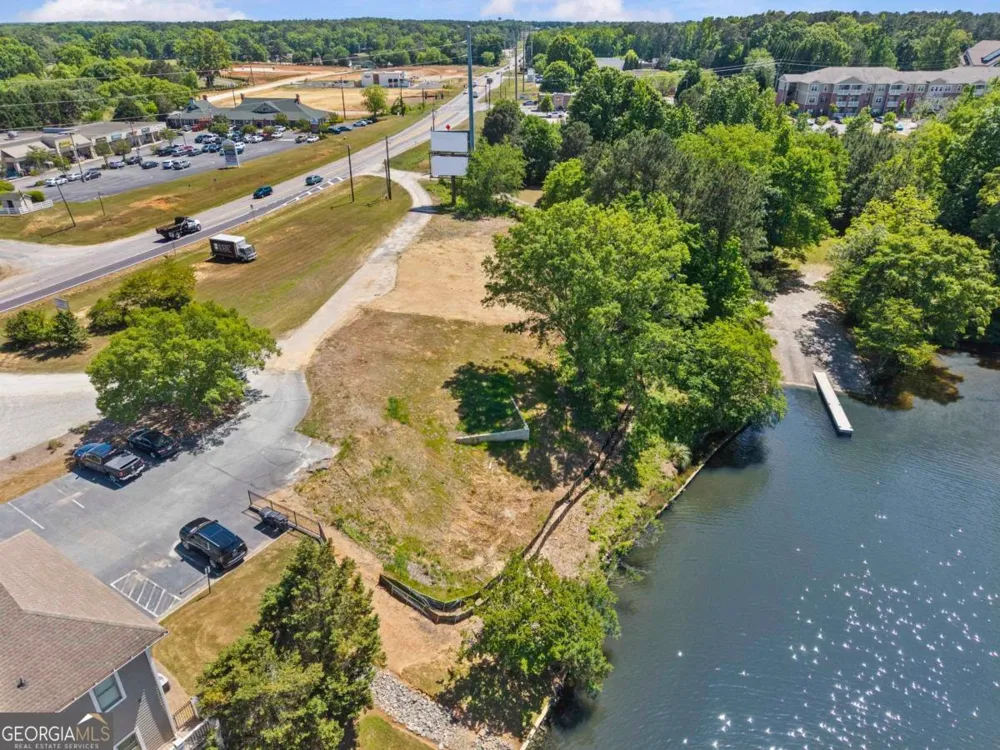 1127 Lake Oconee PKWY Eatonton, GA 31024
