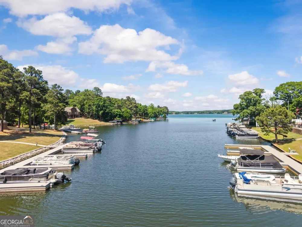 1127 Lake Oconee PKWY Eatonton, GA 31024