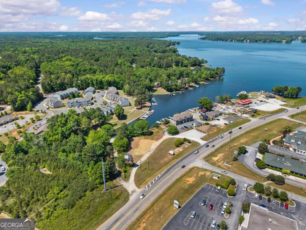 1127 Lake Oconee PKWY Eatonton, GA 31024
