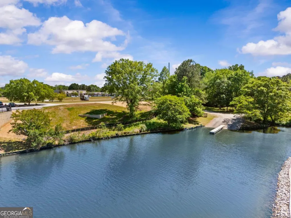 1127 Lake Oconee PKWY Eatonton, GA 31024