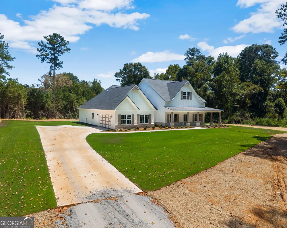 431 Old Rumble RD Forsyth, GA 31029