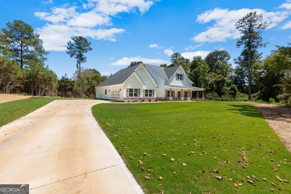431 Old Rumble RD Forsyth, GA 31029