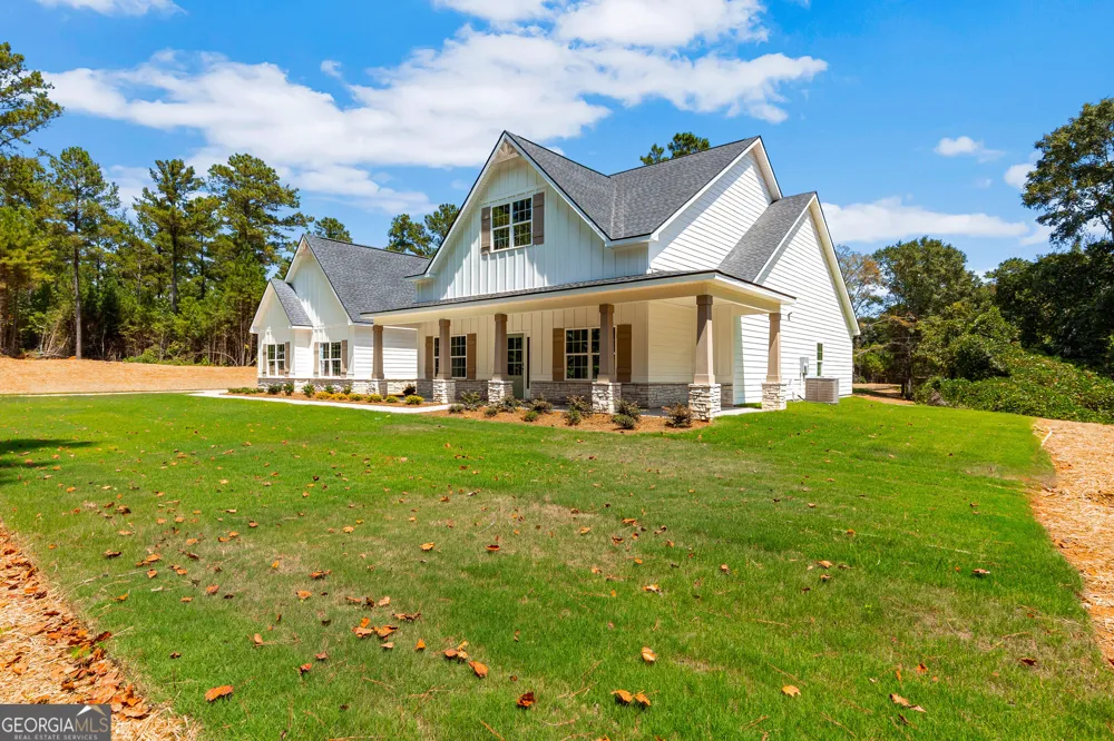 431 Old Rumble RD Forsyth, GA 31029