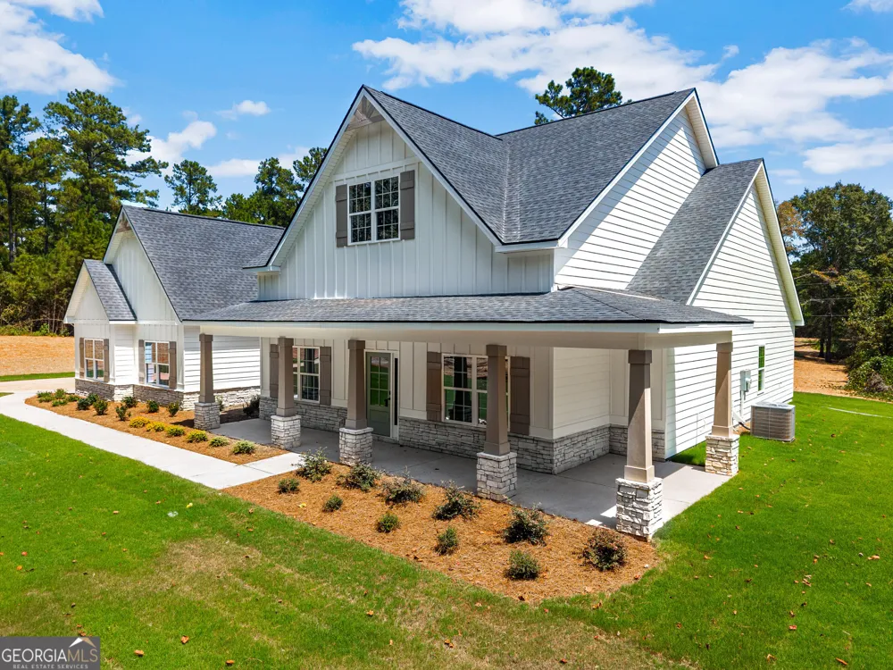431 Old Rumble RD Forsyth, GA 31029