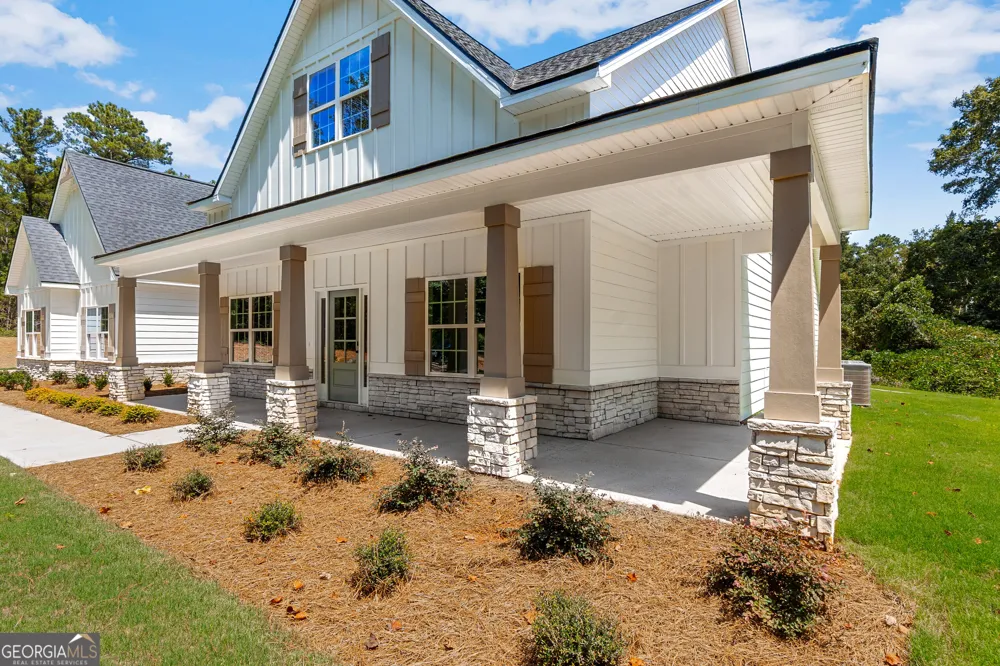431 Old Rumble RD Forsyth, GA 31029