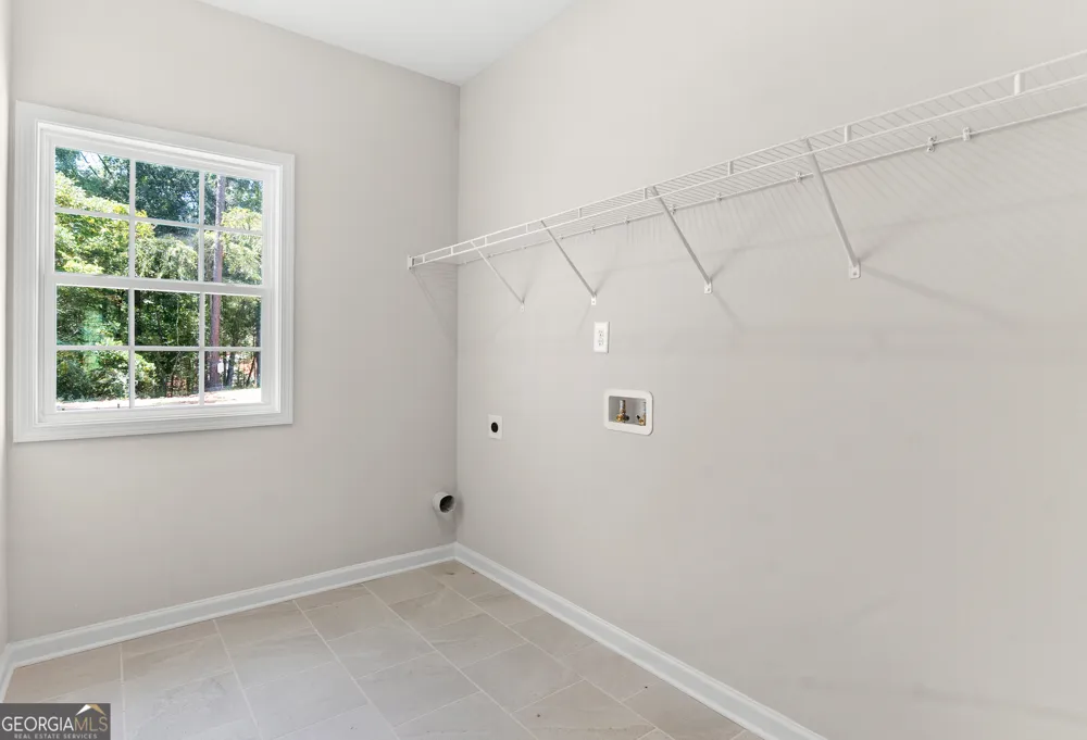 431 Old Rumble RD Forsyth, GA 31029