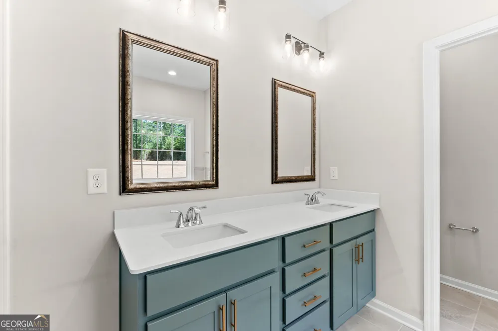 431 Old Rumble RD Forsyth, GA 31029