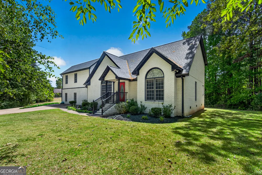 11 Saint Marks RD Hogansville, GA 30230