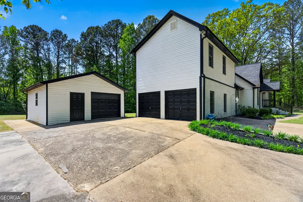 11 Saint Marks RD Hogansville, GA 30230