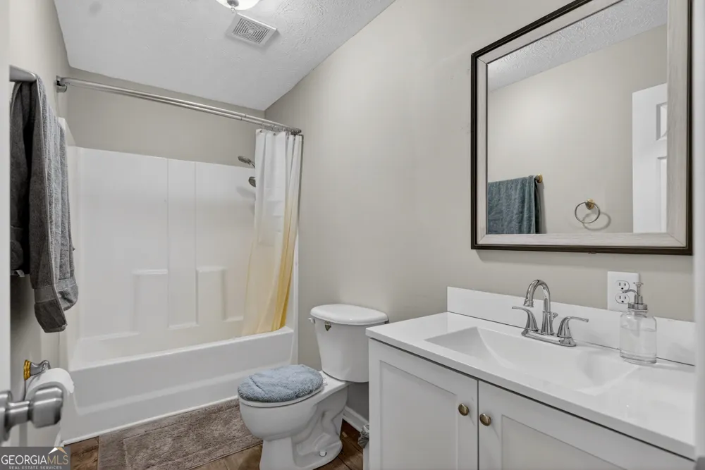 11 Saint Marks RD Hogansville, GA 30230