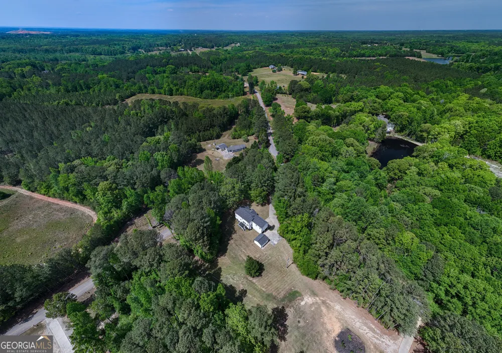 11 Saint Marks RD Hogansville, GA 30230