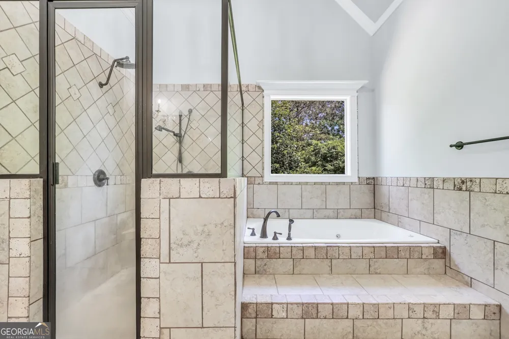 115 Forest Overlook DR Forsyth, GA 31029