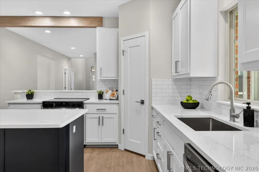 3224 Boardwalk Court Bartlesville, OK 74006