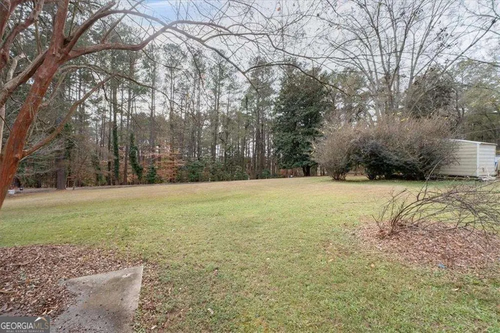 4120 South Lake Shore DR Acworth, GA 30101