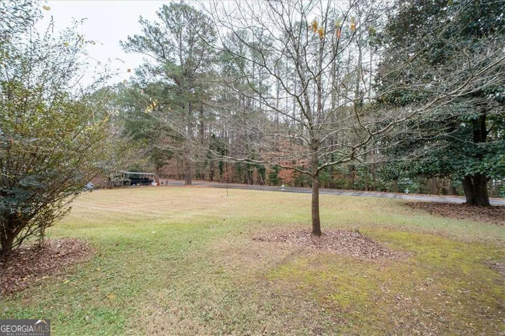 4120 South Lake Shore DR Acworth, GA 30101