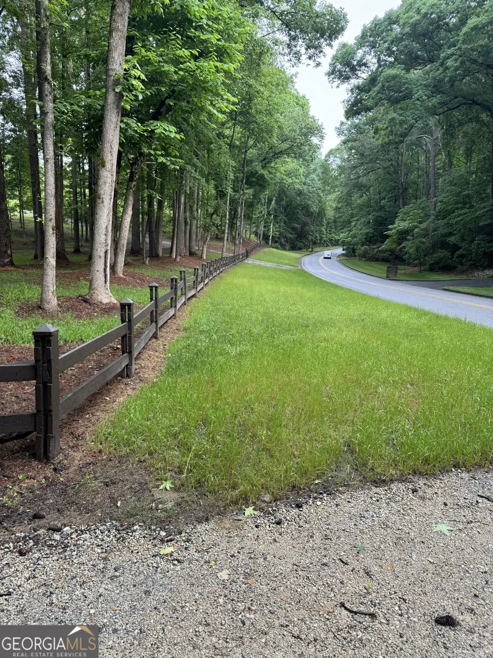 1542 Silver Hill RD Stone Mountain, GA 30087
