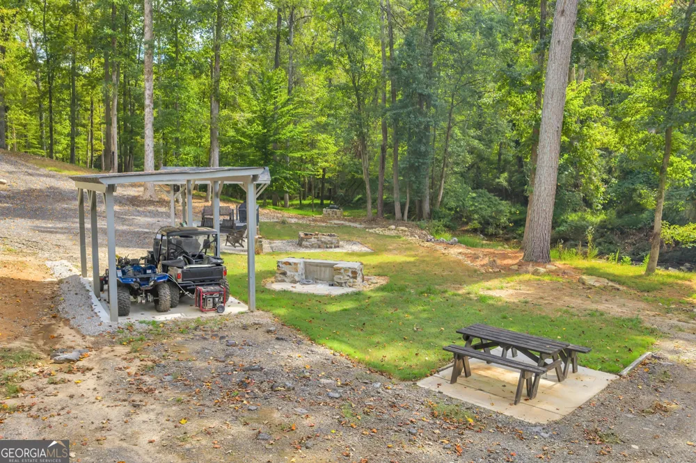 1542 Silver Hill RD Stone Mountain, GA 30087