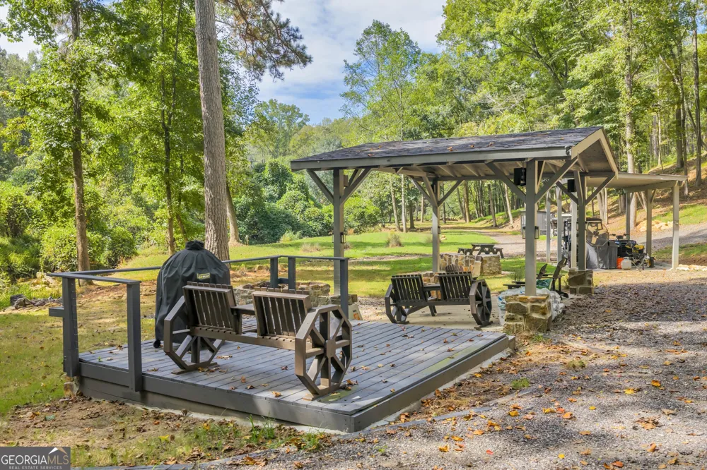 1542 Silver Hill RD Stone Mountain, GA 30087