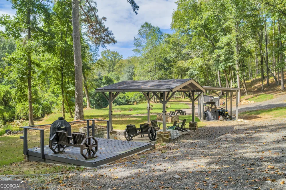 1542 Silver Hill RD Stone Mountain, GA 30087