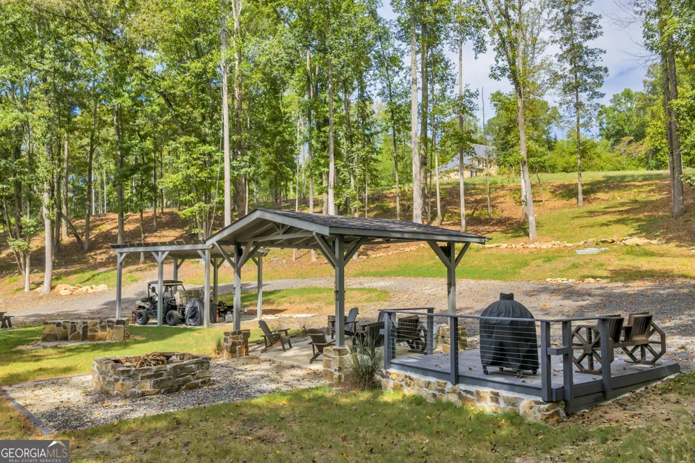 1542 Silver Hill RD Stone Mountain, GA 30087