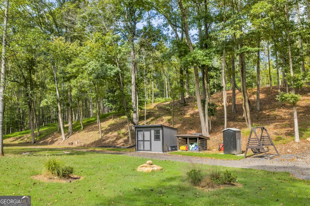 1542 Silver Hill RD Stone Mountain, GA 30087
