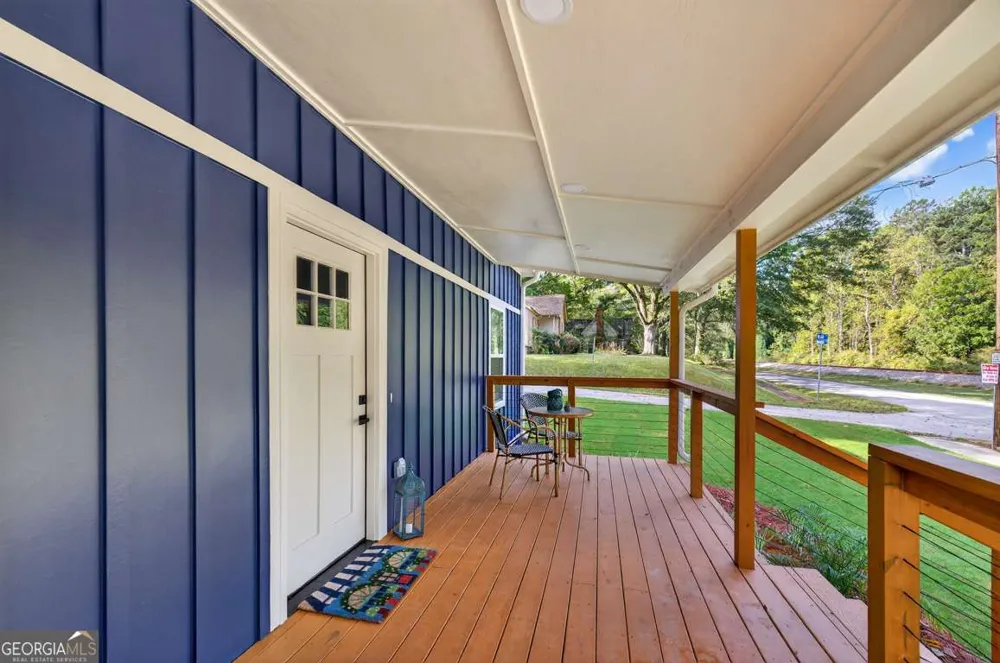 4217 Railroad ST Oakwood, GA 30566
