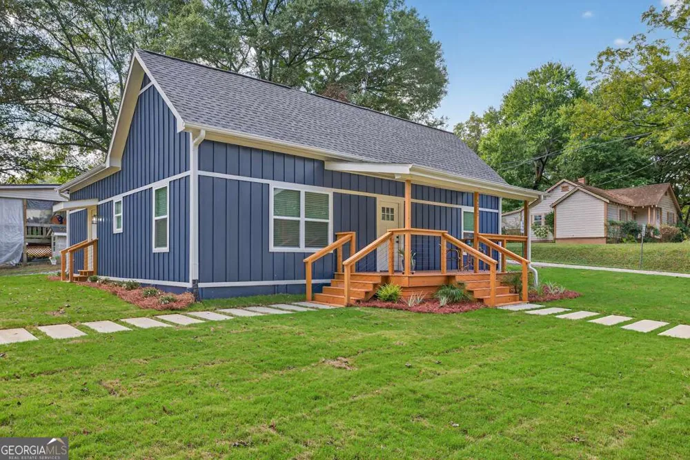 4217 Railroad ST Oakwood, GA 30566
