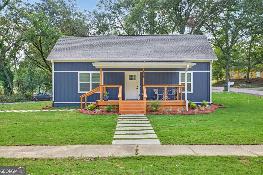 4217 Railroad ST Oakwood, GA 30566