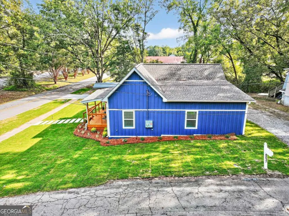 4217 Railroad ST Oakwood, GA 30566