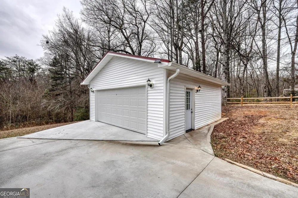 643 Number 20 Mine RD McCaysville, GA 30555