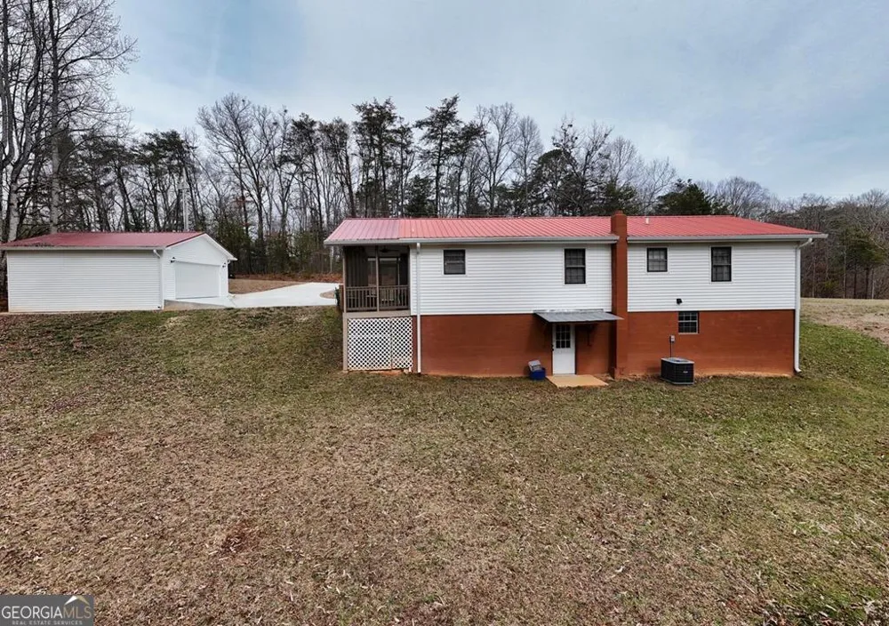 643 Number 20 Mine RD McCaysville, GA 30555
