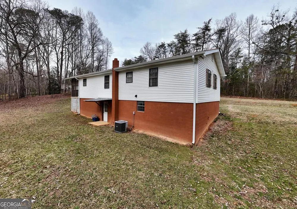 643 Number 20 Mine RD McCaysville, GA 30555